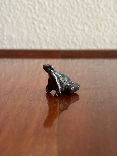 Miniatur bronzefigur frosch - miniatur,