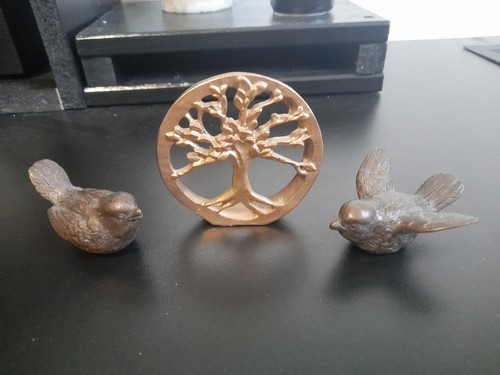 Bronze vögel und lebensbaum - vögel,