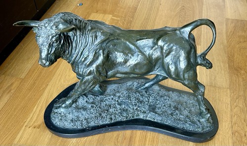 Bronze stierfigur 25cm höhe - 25cm,