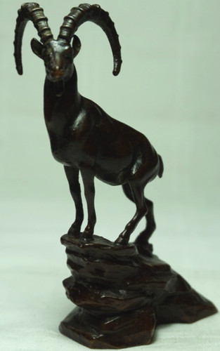 Steinbock figur aus bronze - steinbock,